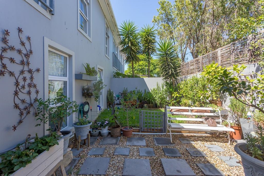 2 Bedroom Property for Sale in Table View Western Cape